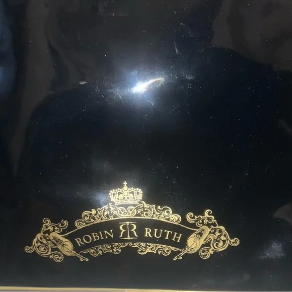 Rare. Robin Ruth The City of Newyork Bag NWT - Picture 4 of 11